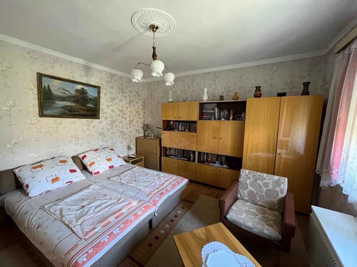 Balla Mama, Hajdúszoboszló Buitenkant foto